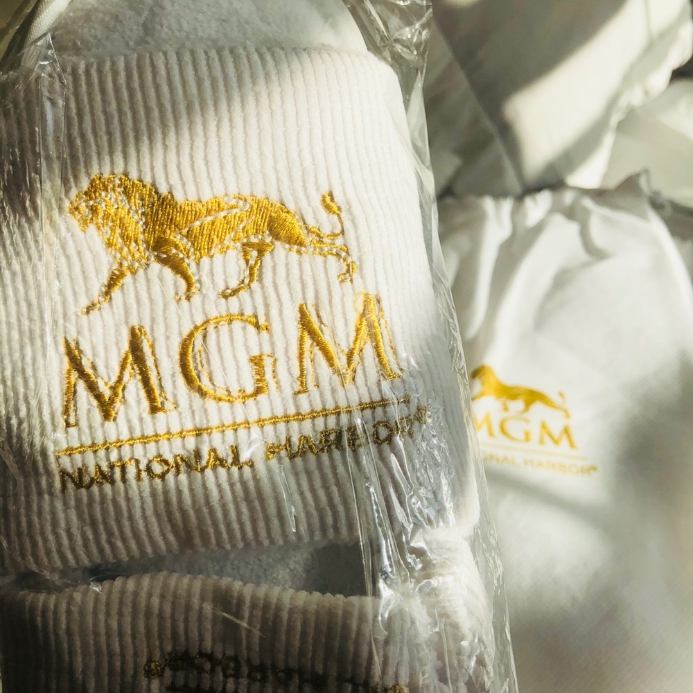 “MGM National Harbor” Slippers